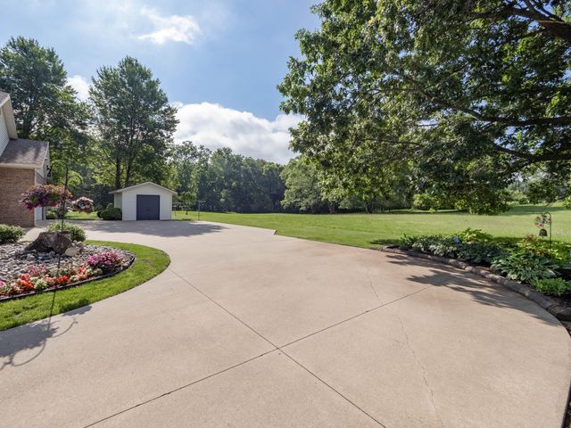 6669 W H Avenue, Oshtemo Twp, MI 49009