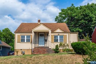22 Northview, Garfield, NJ 07026