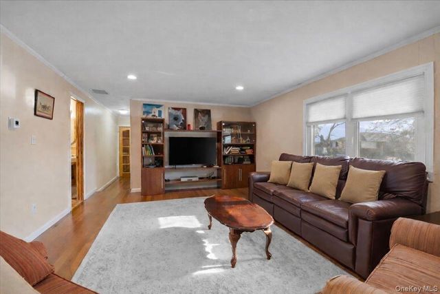 780 Regent Drive, Westbury, NY 11590