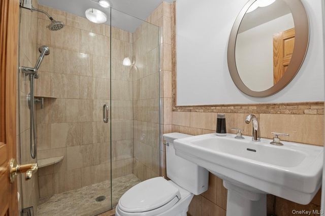 780 Regent Drive, Westbury, NY 11590