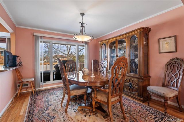 780 Regent Drive, Westbury, NY 11590