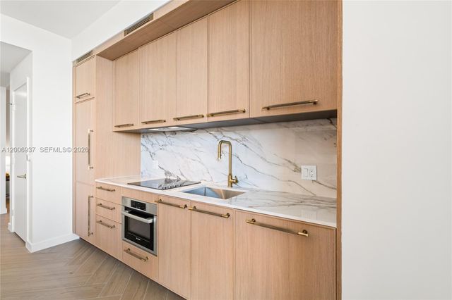 2700 NW 2nd Avenue 735, Miami, FL 33127