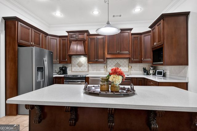 910 Piney Woods Drive, Lagrange, GA 30240