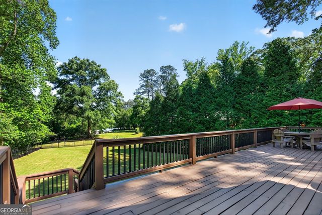 910 Piney Woods Drive, Lagrange, GA 30240