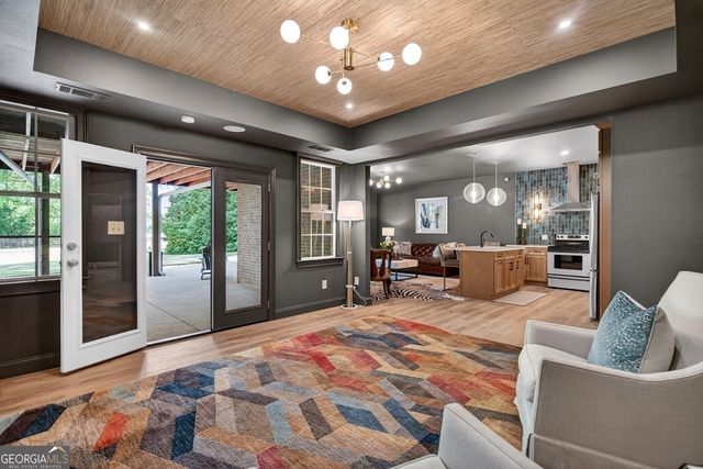 910 Piney Woods Drive, Lagrange, GA 30240