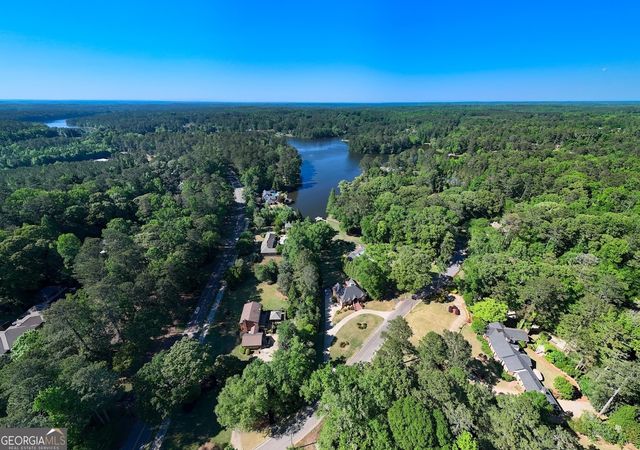 910 Piney Woods Drive, Lagrange, GA 30240