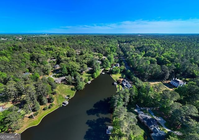 910 Piney Woods Drive, Lagrange, GA 30240