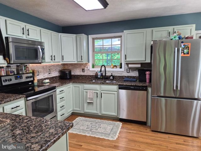 1440 DRUMMER HILL RD, Front Royal, VA 22630