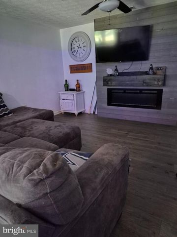 1440 DRUMMER HILL RD, Front Royal, VA 22630