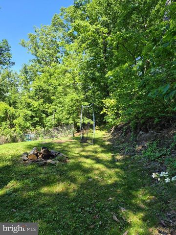 1440 DRUMMER HILL RD, Front Royal, VA 22630