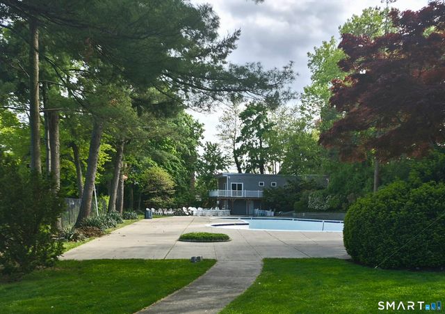 71 Strawberry Hill Avenue 119, Stamford, CT 06902