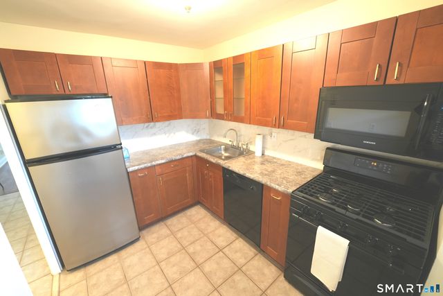 71 Strawberry Hill Avenue 119, Stamford, CT 06902