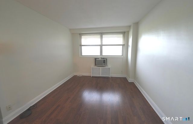 71 Strawberry Hill Avenue 119, Stamford, CT 06902