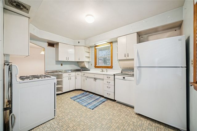 131 O'Hara St, City Of Greensburg, PA 15601