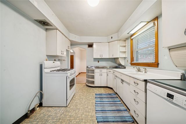 131 O'Hara St, City Of Greensburg, PA 15601