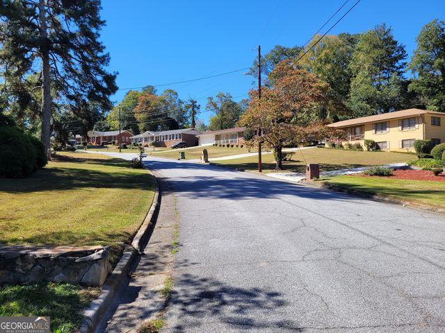 3540 Rolling Green Ridge SW, Atlanta, GA 30331