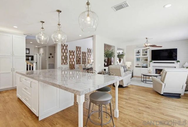 11937 Mil Pitrero Rd, San Diego, CA 92128