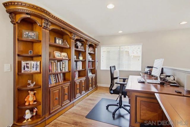 11937 Mil Pitrero Rd, San Diego, CA 92128