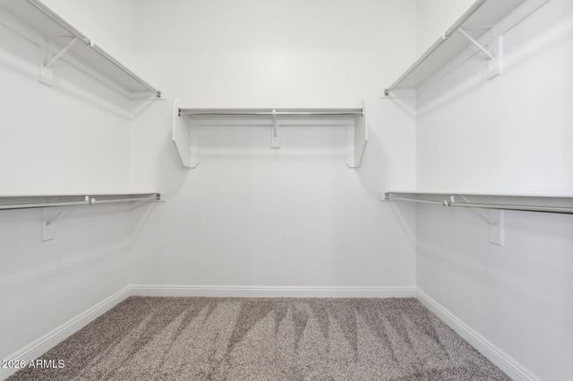 1328 W CAVEDALE Drive, Phoenix, AZ 85085