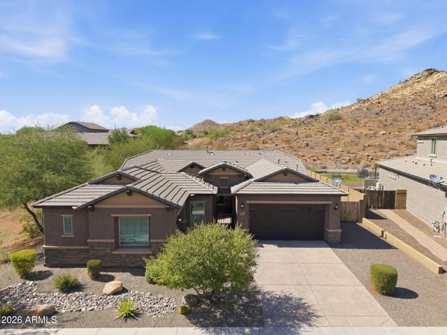 1328 W CAVEDALE Drive, Phoenix, AZ 85085