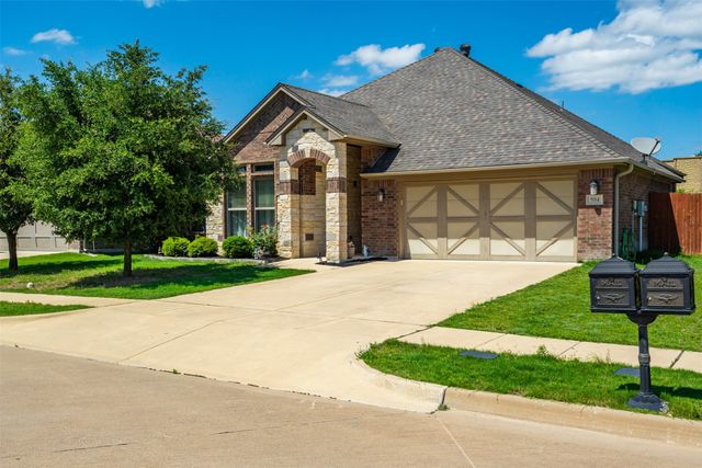 504 Sagebrush Court, Aledo, TX 76008