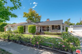 13025 Hartsook Street, Sherman Oaks, CA 91423
