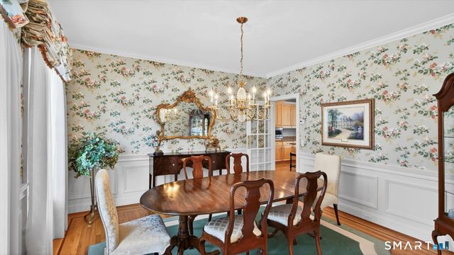 7 School House Lane, Simsbury, CT 06070