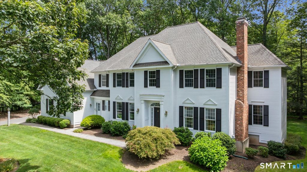 7 School House Lane, Simsbury, CT 06070