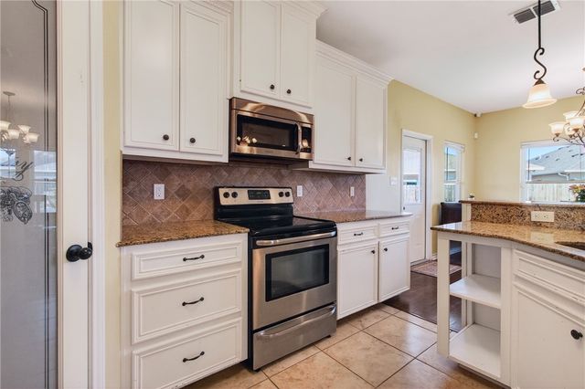 3601 Sapphire Ct, Corpus Christi, TX 78414