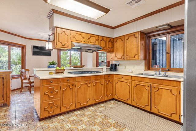 100 Brentwood Boulevard, Lafayette, LA 70503