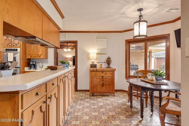 100 Brentwood Boulevard, Lafayette, LA 70503