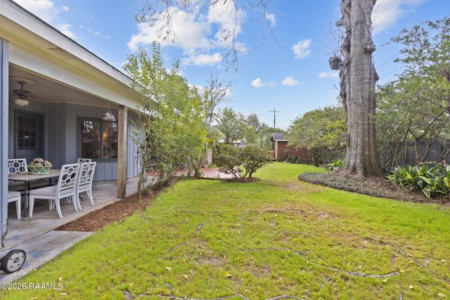 100 Brentwood Boulevard, Lafayette, LA 70503