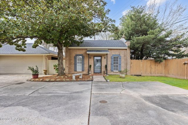 100 Brentwood Boulevard, Lafayette, LA 70503