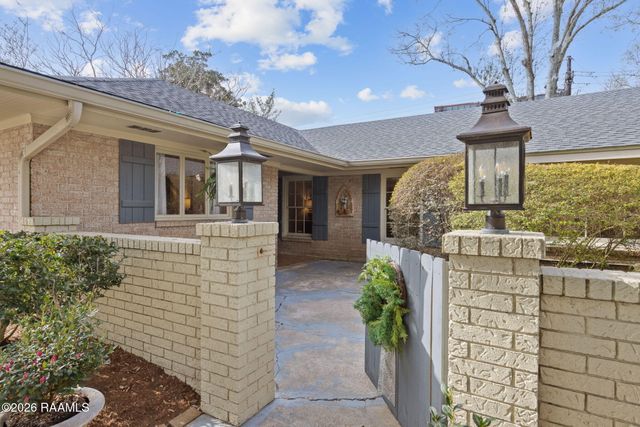 100 Brentwood Boulevard, Lafayette, LA 70503