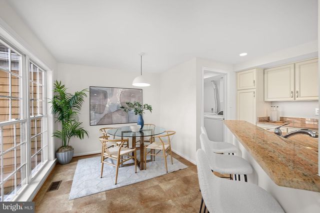 1509 DEER POINT WAY, Reston, VA 20194