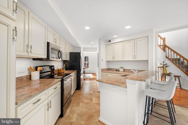 1509 DEER POINT WAY, Reston, VA 20194