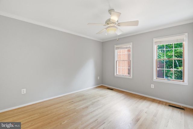 6924 MCLEAN PARK MANOR CT, Mclean, VA 22101