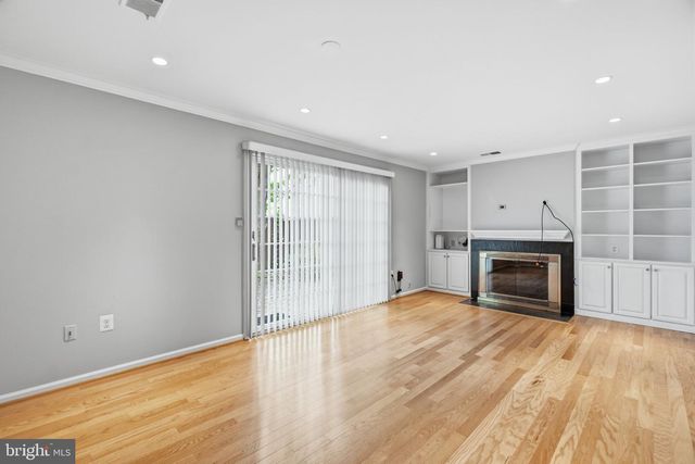 6924 MCLEAN PARK MANOR CT, Mclean, VA 22101