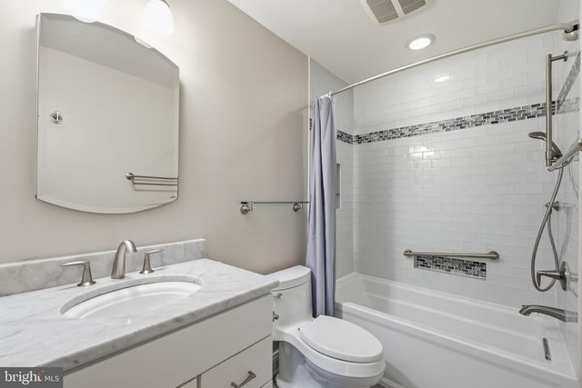 6924 MCLEAN PARK MANOR CT, Mclean, VA 22101