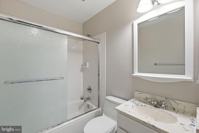 6924 MCLEAN PARK MANOR CT, Mclean, VA 22101