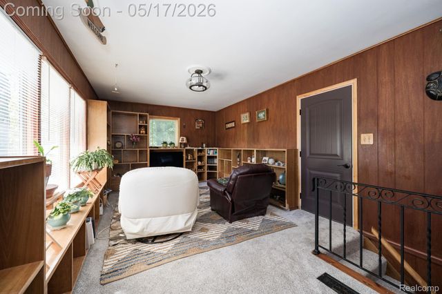109 Bowdoinhill Drive, Rochester Hills, MI 48309