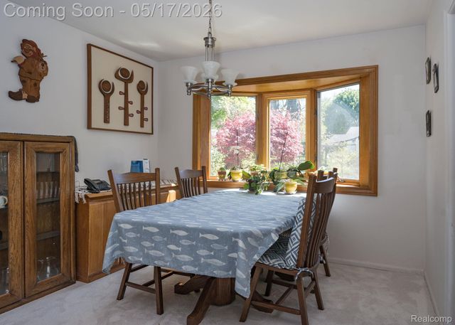 109 Bowdoinhill Drive, Rochester Hills, MI 48309