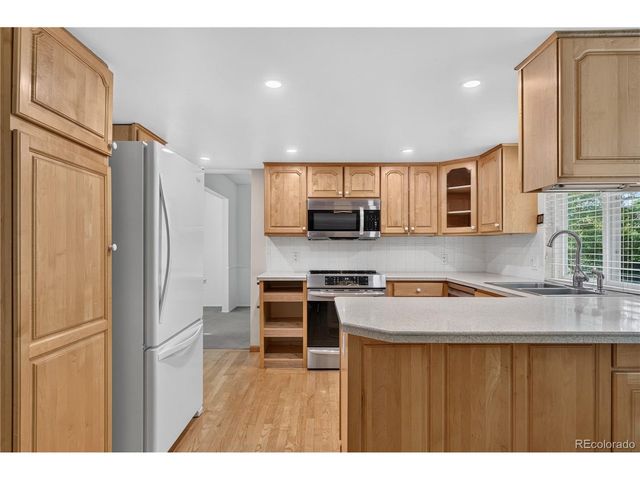 7930 S Marshall Ct, Littleton, CO 80128