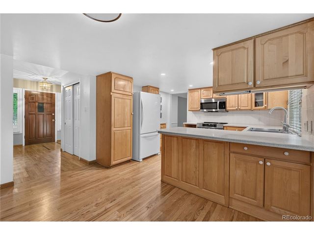 7930 S Marshall Ct, Littleton, CO 80128