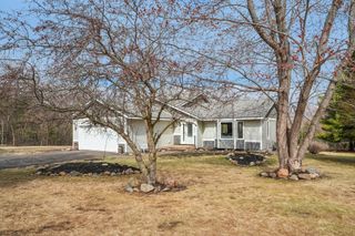 848 Mcdiarmid Drive, Hudson, WI 54016