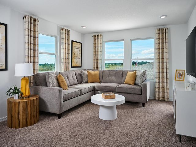 1829 DRAUGHTON DRIVE, Zephyrhills, FL 33541