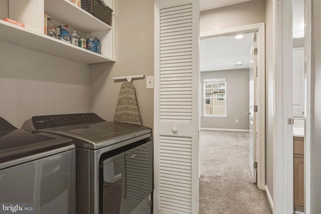 159 VILLAGE GREEN LN, Sicklerville, NJ 08081