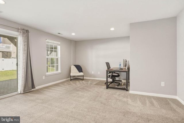 159 VILLAGE GREEN LN, Sicklerville, NJ 08081
