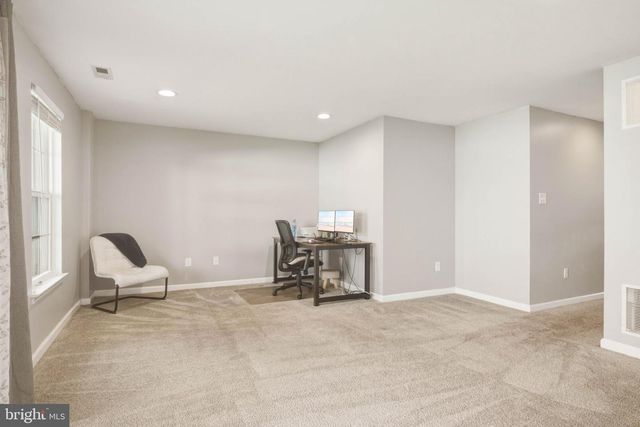 159 VILLAGE GREEN LN, Sicklerville, NJ 08081