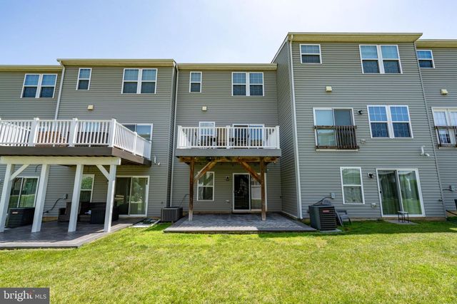 159 VILLAGE GREEN LN, Sicklerville, NJ 08081